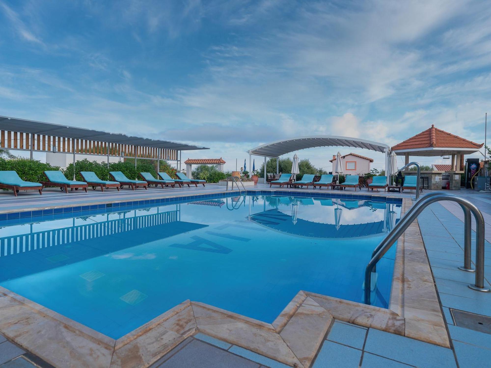 Evalia Apartments Hersonissos  Esterno foto