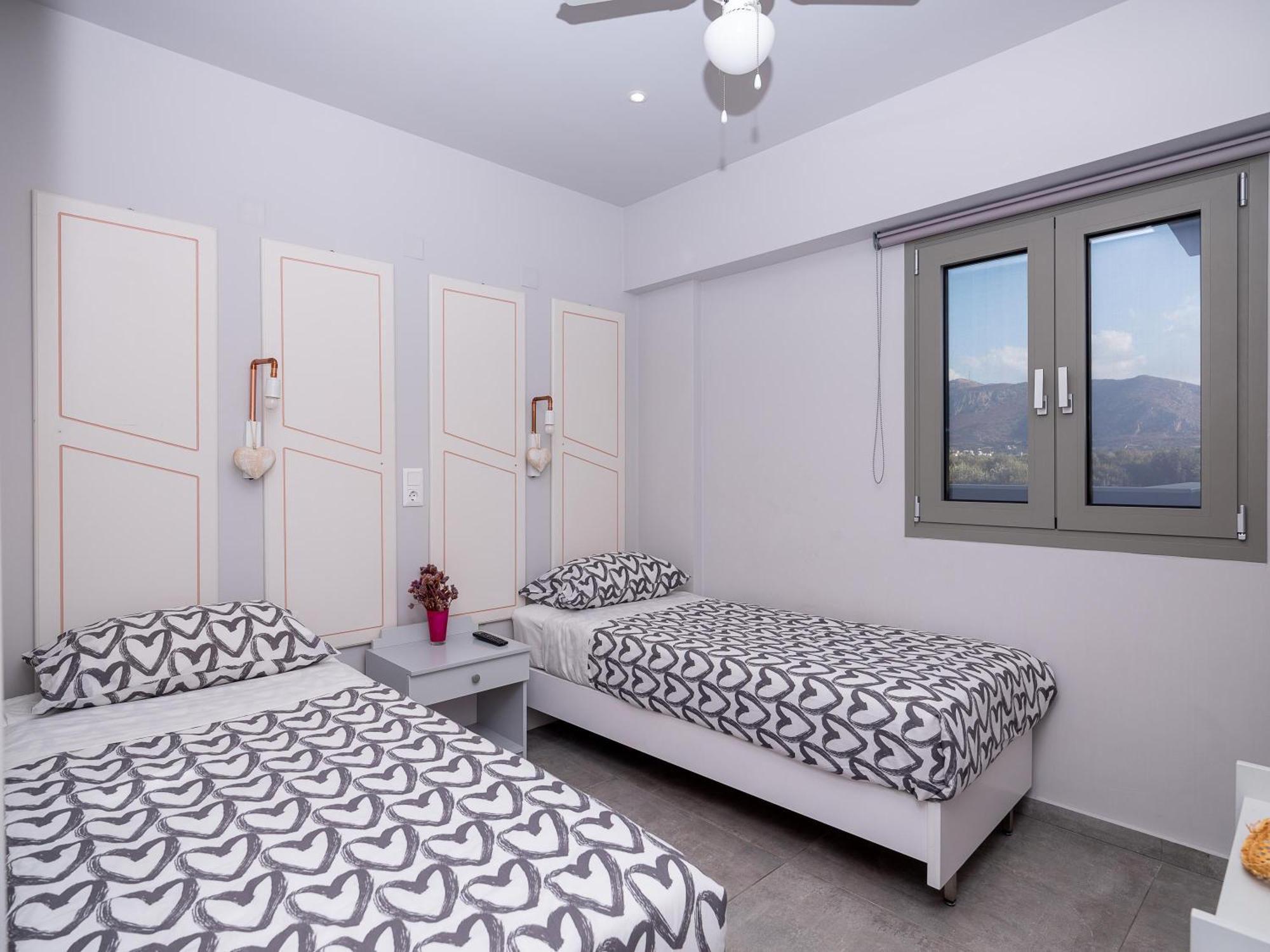 Evalia Apartments Hersonissos  Esterno foto